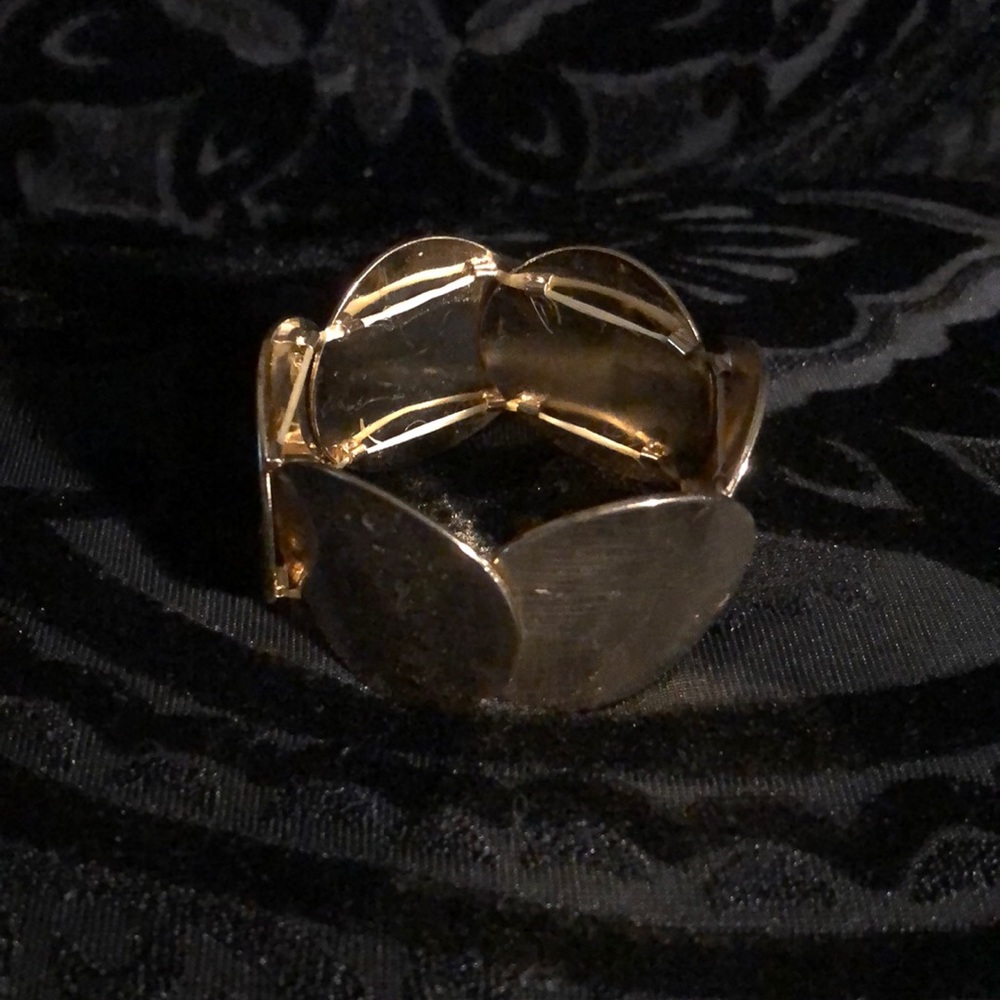 Gold bracelet
